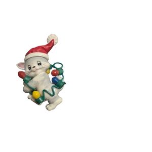 Vintage Cat Kitten Tangled in Christmas Lights Pin Brooch Holiday Santa Hat